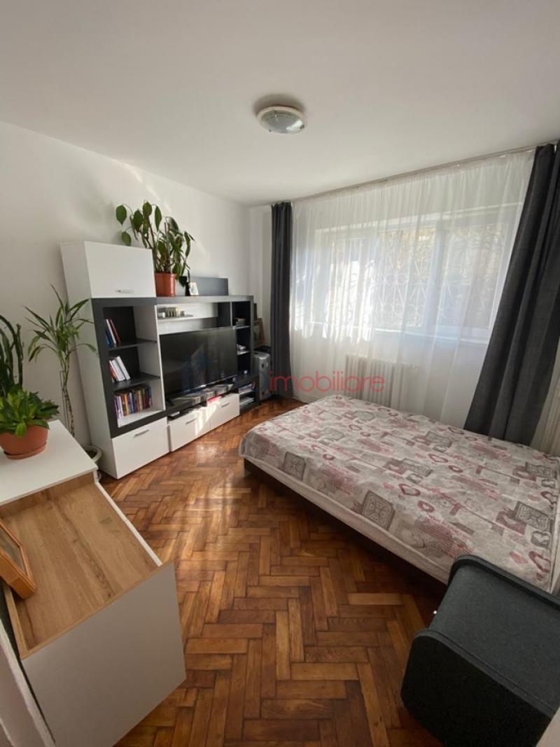 Apartament 3 camere de vanzare in Cluj-Napoca, cartier Centru