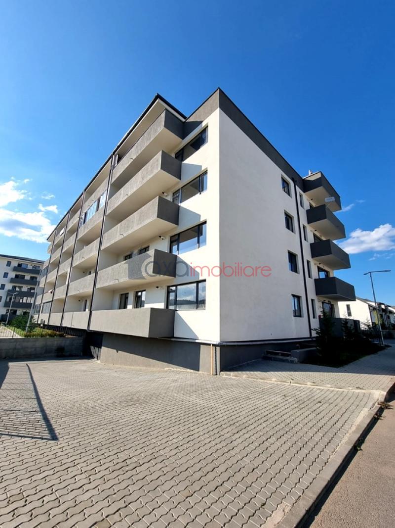 Apartament 3 camere de vanzare in Floresti