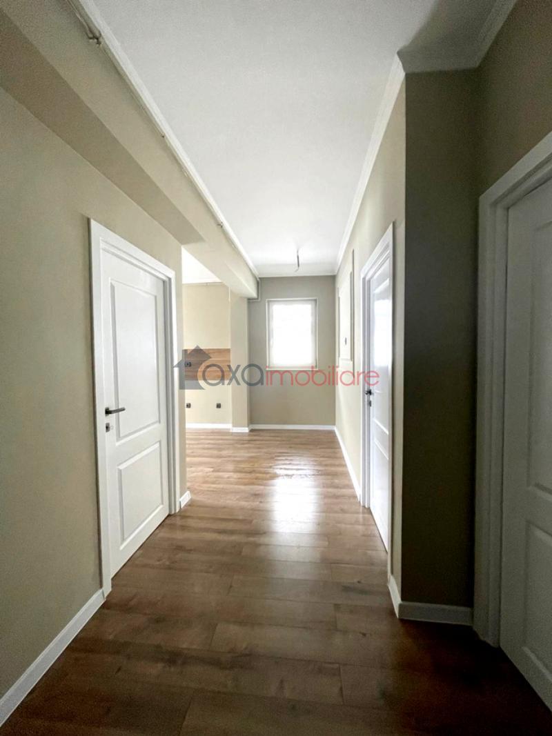 Apartment 3 rooms for sell in Floresti